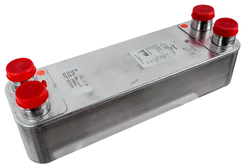 Wärmeübertrager mit zwei rot gekennzeichneten Anschlüssen. Das Produkt ist aus Metall gefertigt und kann in Systemen wie denen von Wolf eingesetzt werden.